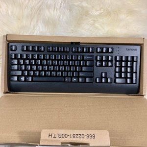 Lenovo Traditional USB Black Keyboard